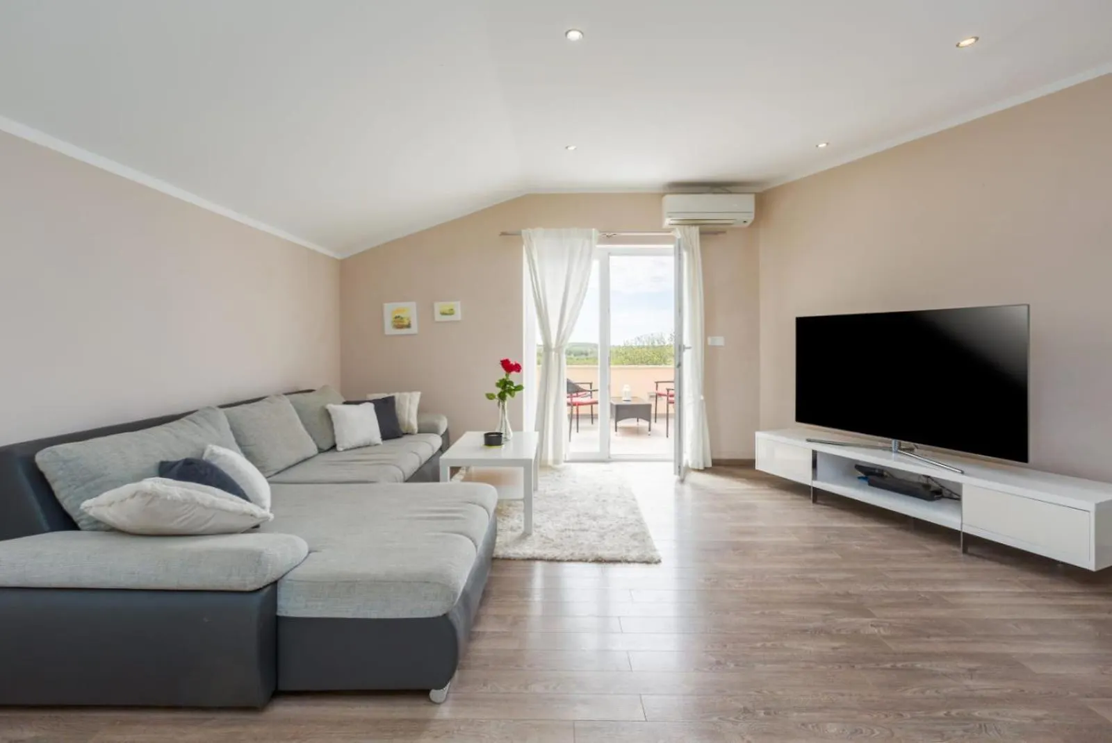 Residence David Porec 0*,